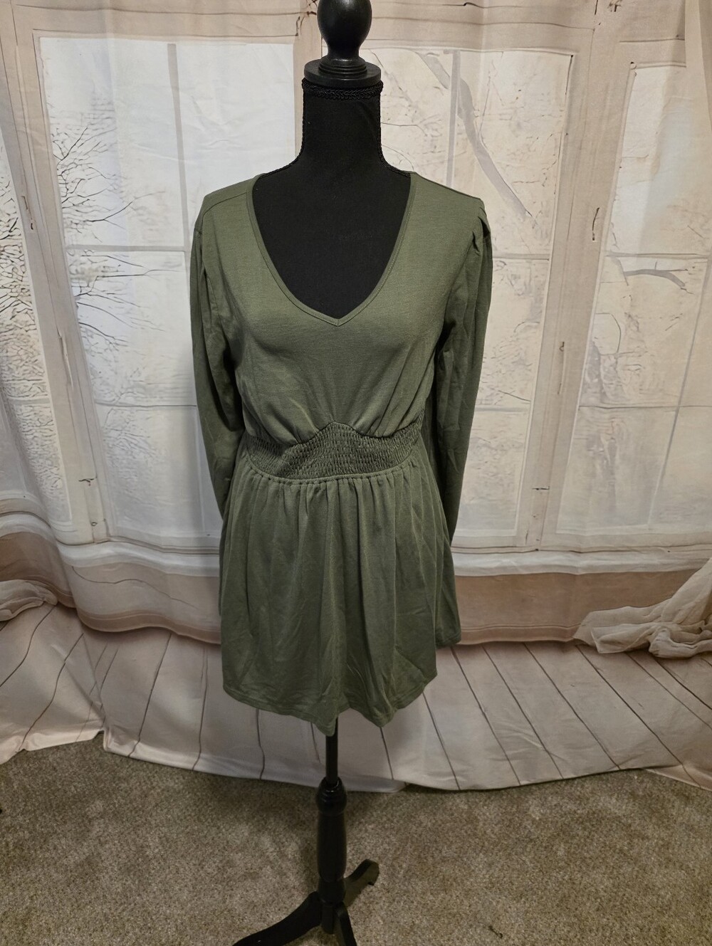 Kohl's Olive Deep V-Neck Long Sleeve Smocked Waist Dress